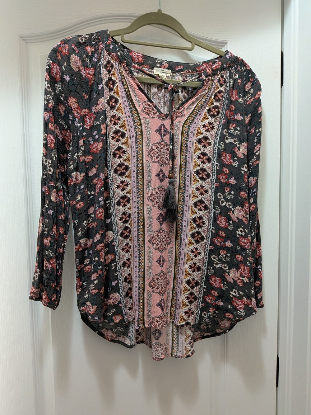 Boho Floral Split-Neck Blouse in Pink and Charcoal